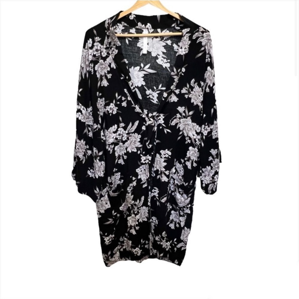Floral kimono
